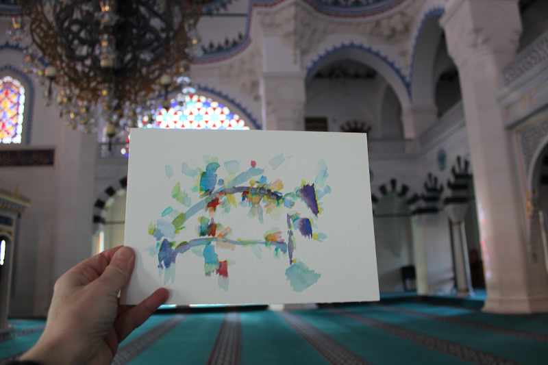 Kirsten Kötter: I show my paintings during the festival before Ramadan in the mosque (photography 2014-06-22)